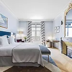 Hotel Grand Paris