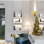 Grand 5* Paris